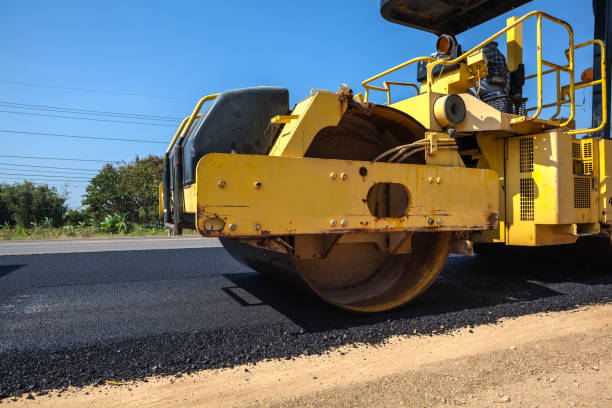 Best Driveway Paving Company  in Haslett, MI